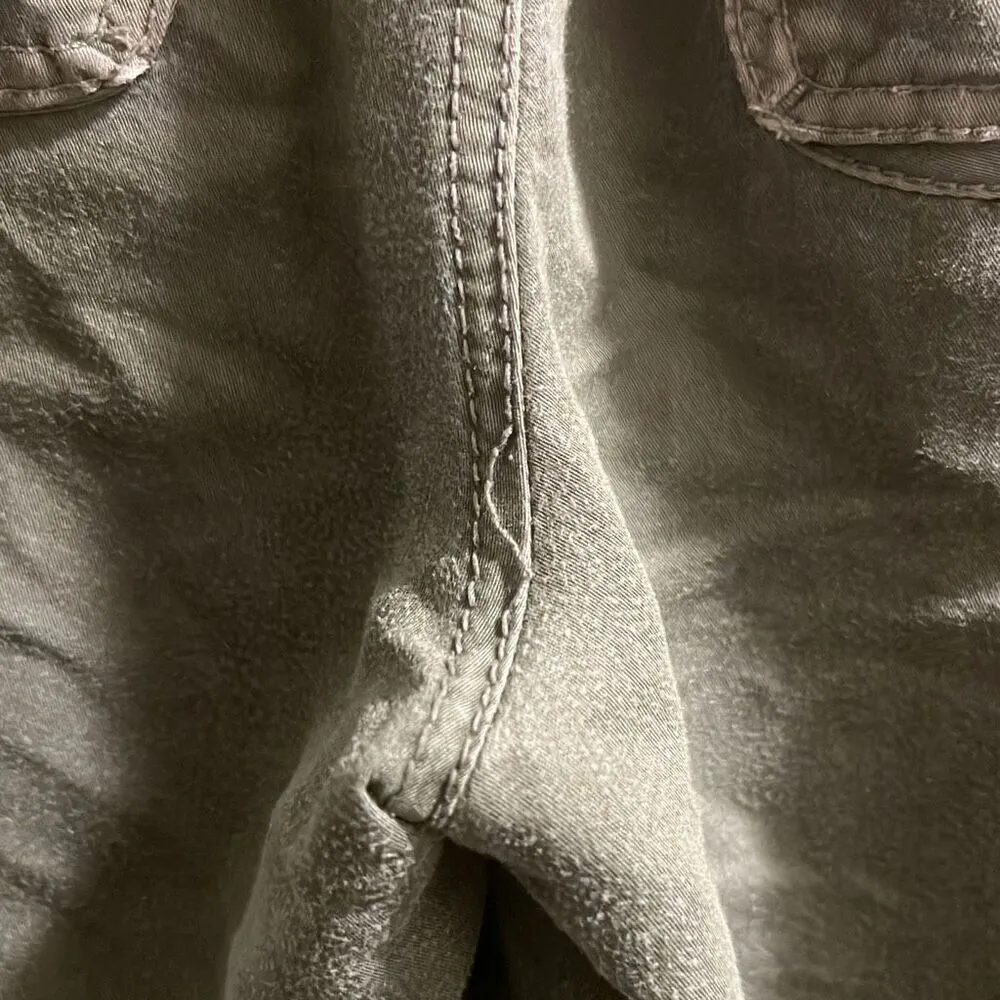 ✨Barneys New York Olive Green Rio Sz 29 Joggers✨ - Image 8