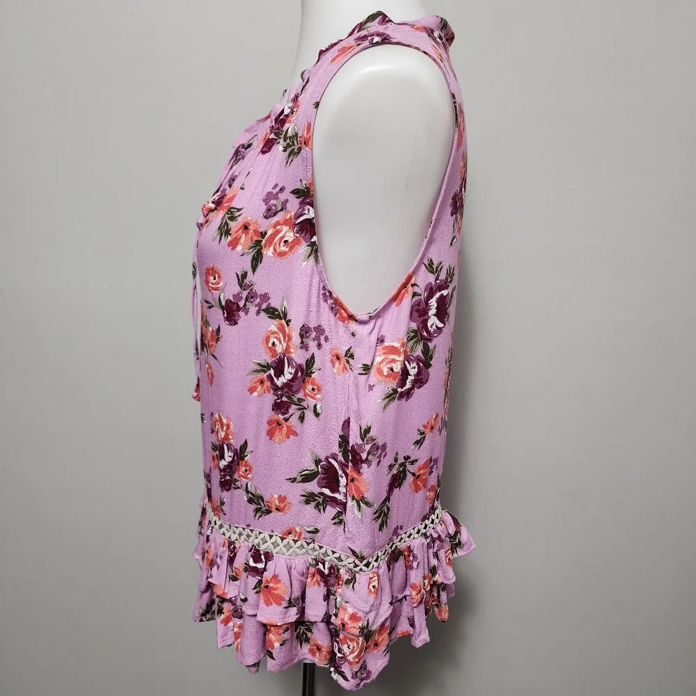 Altar'd State Orchid Floral Ruffle Hem Sleeveless Blouse Size Small - Image 5