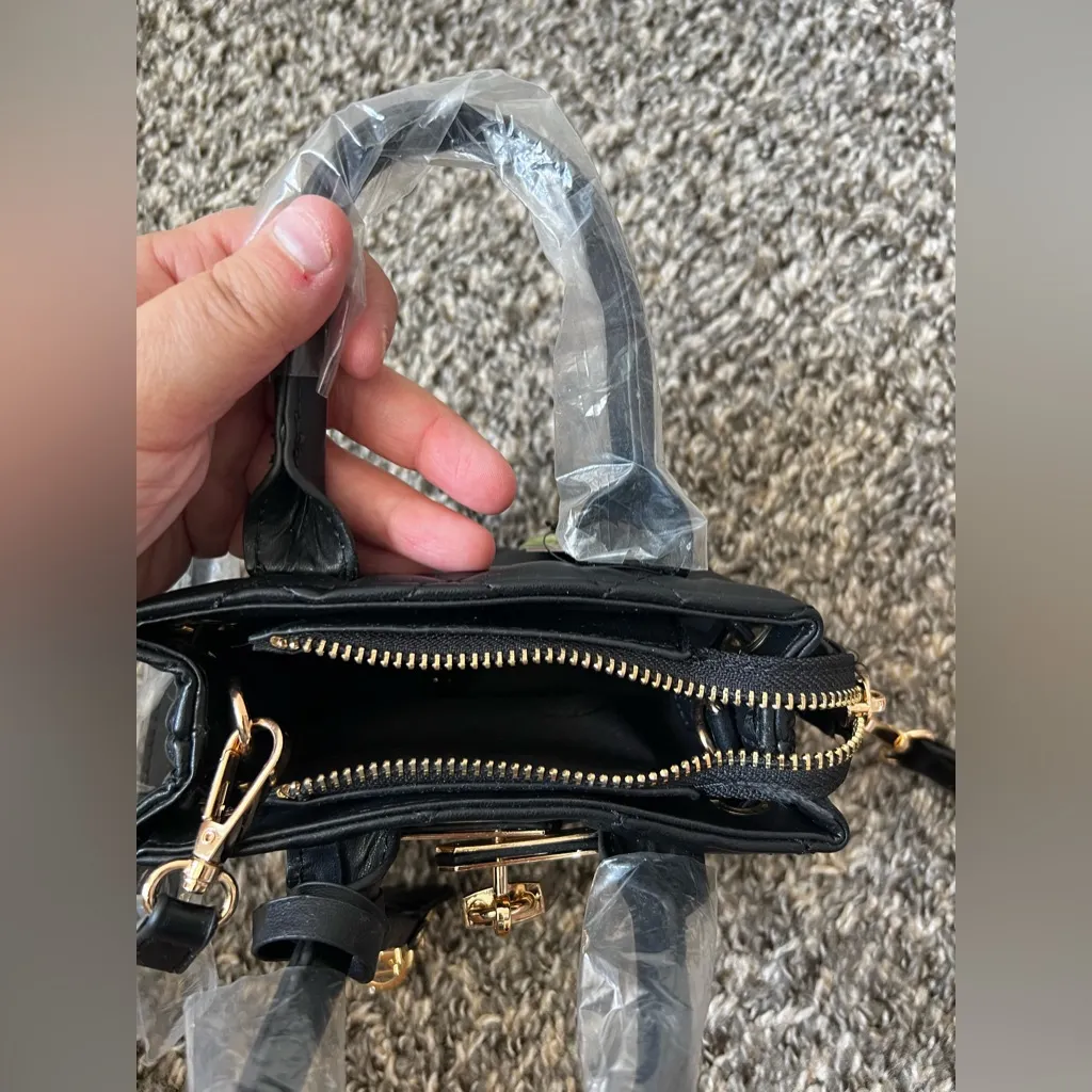 Studio Badgley Mischka NWT Mini Diamond Quilted Tote With Front Lock Purse Bag‎ - Image 10