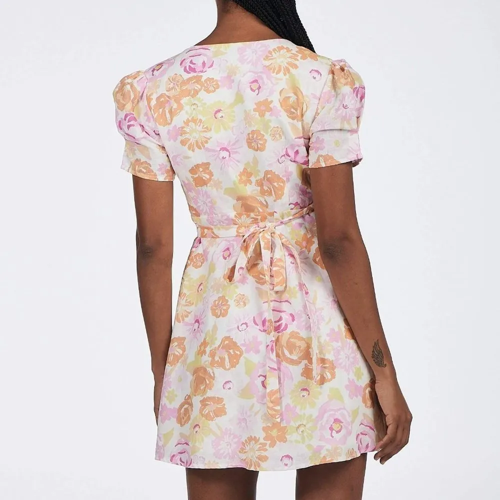 Charlie Holidays Calile Wrap Dress Summertime Floral - Image 4