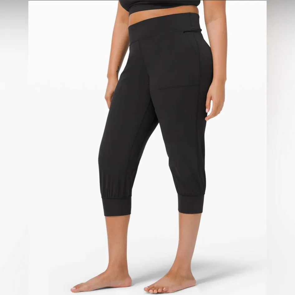 Lululemon Align High Rise Jogger Crop Size 4 - Image 2