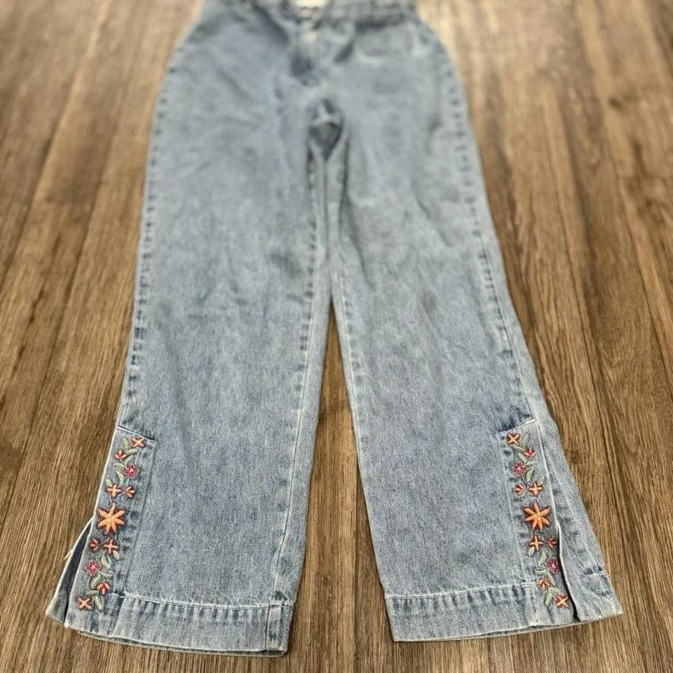 Vintage Christopher &‎ Banks Floral Embroidered Capris - Image 2