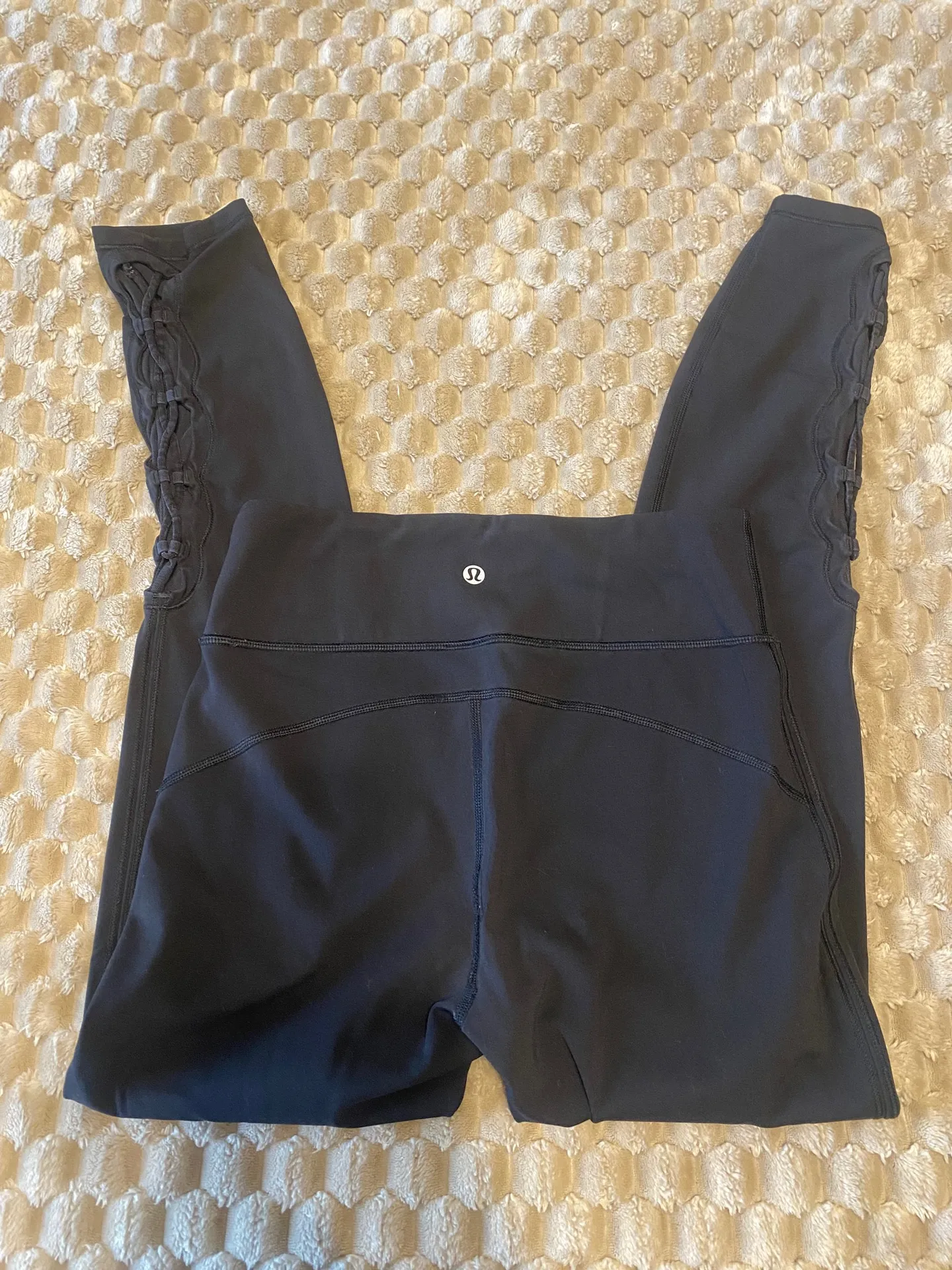 Lululemon Wunder Train Leggings - Image 2