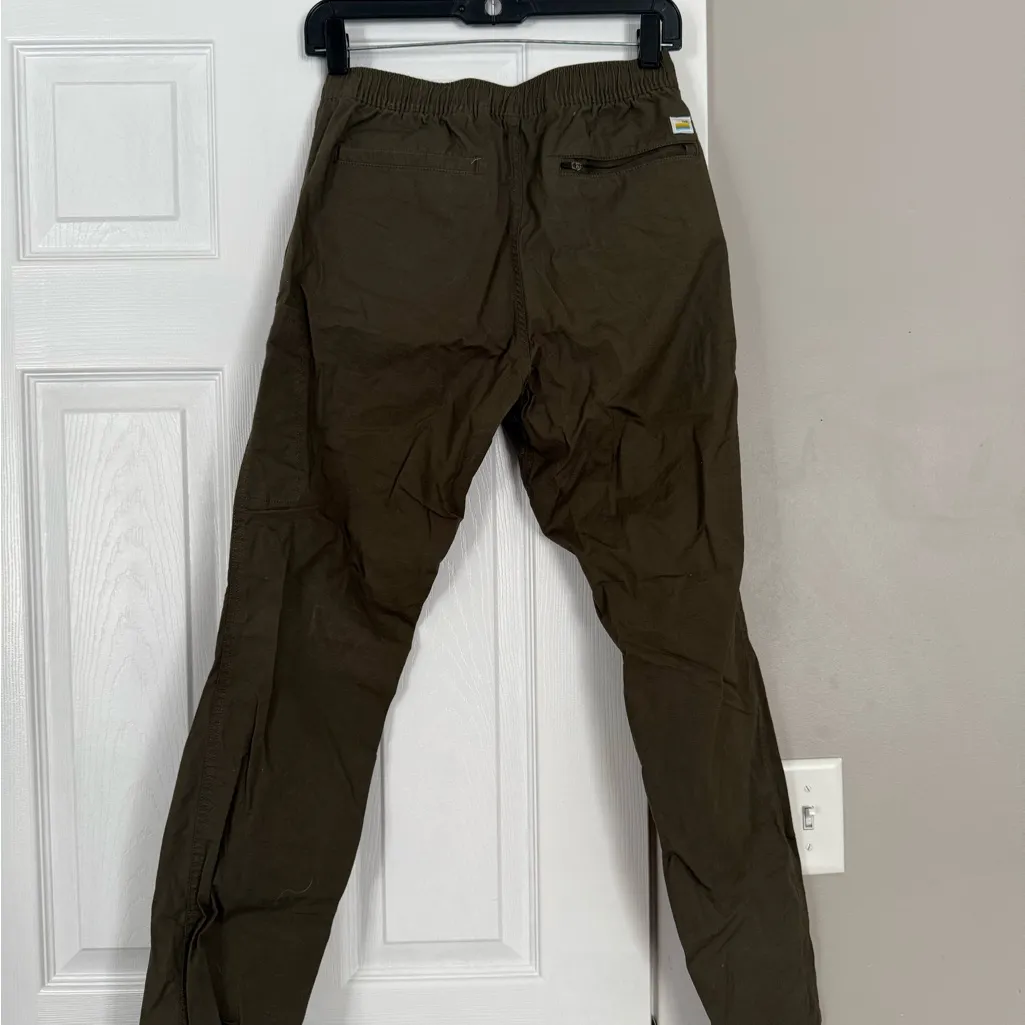 Vuori Olive Athletic Olive Cargo Jogger Pants Outdoor Hiking - Image 7