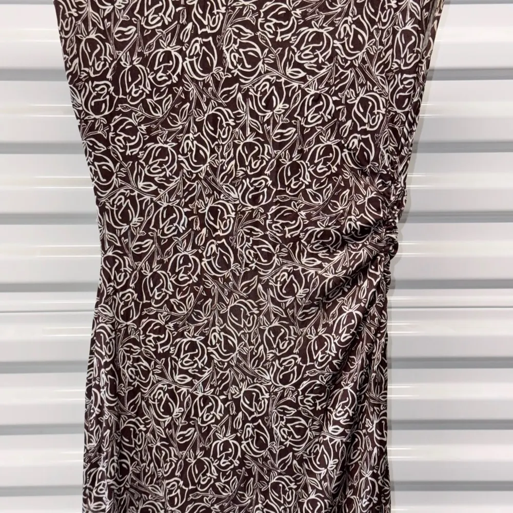 vintage Diane von Furstenberg Brown Floral Silk Dress Women's Size S - Image 2