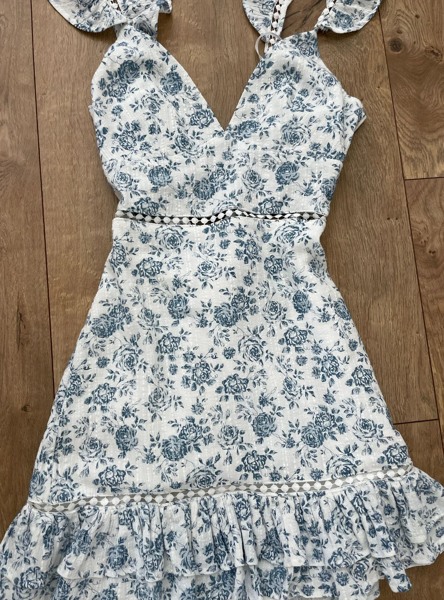 MINKPINK Floral Dress - Image 4