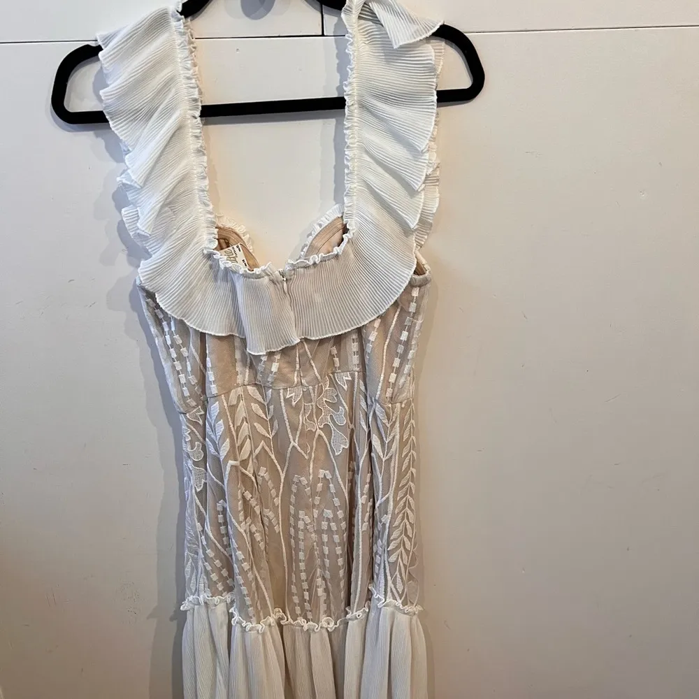 COPY -  off the shoulder - Image 4