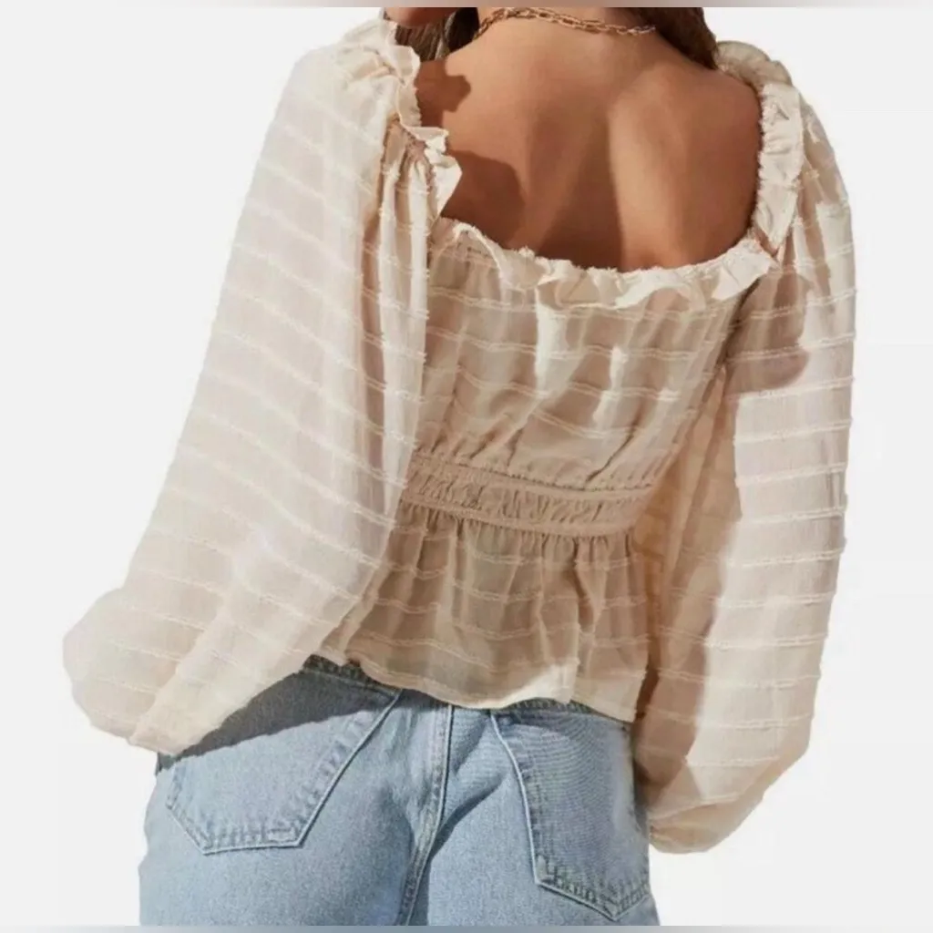 ASTR The Label Off The Shoulder Blouse Sz M Puff Sleeves Shimmer Peplum Top Size M - Image 3