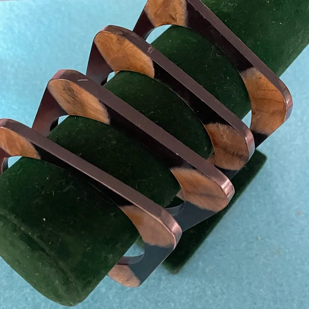 Natural Animal Horn Bracelet Set Black - Image 4