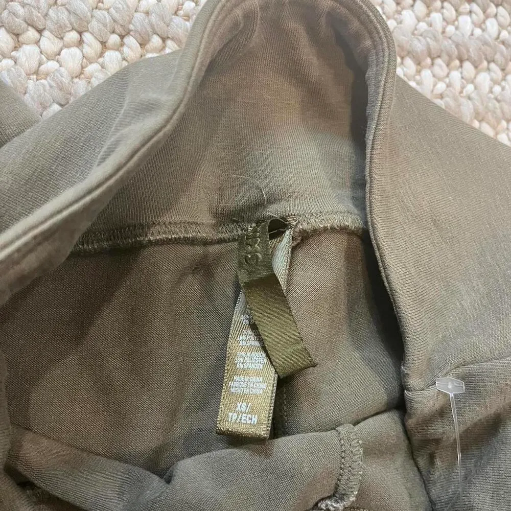 Skims Outdoor High Waisted Banded Leggings - Image 4