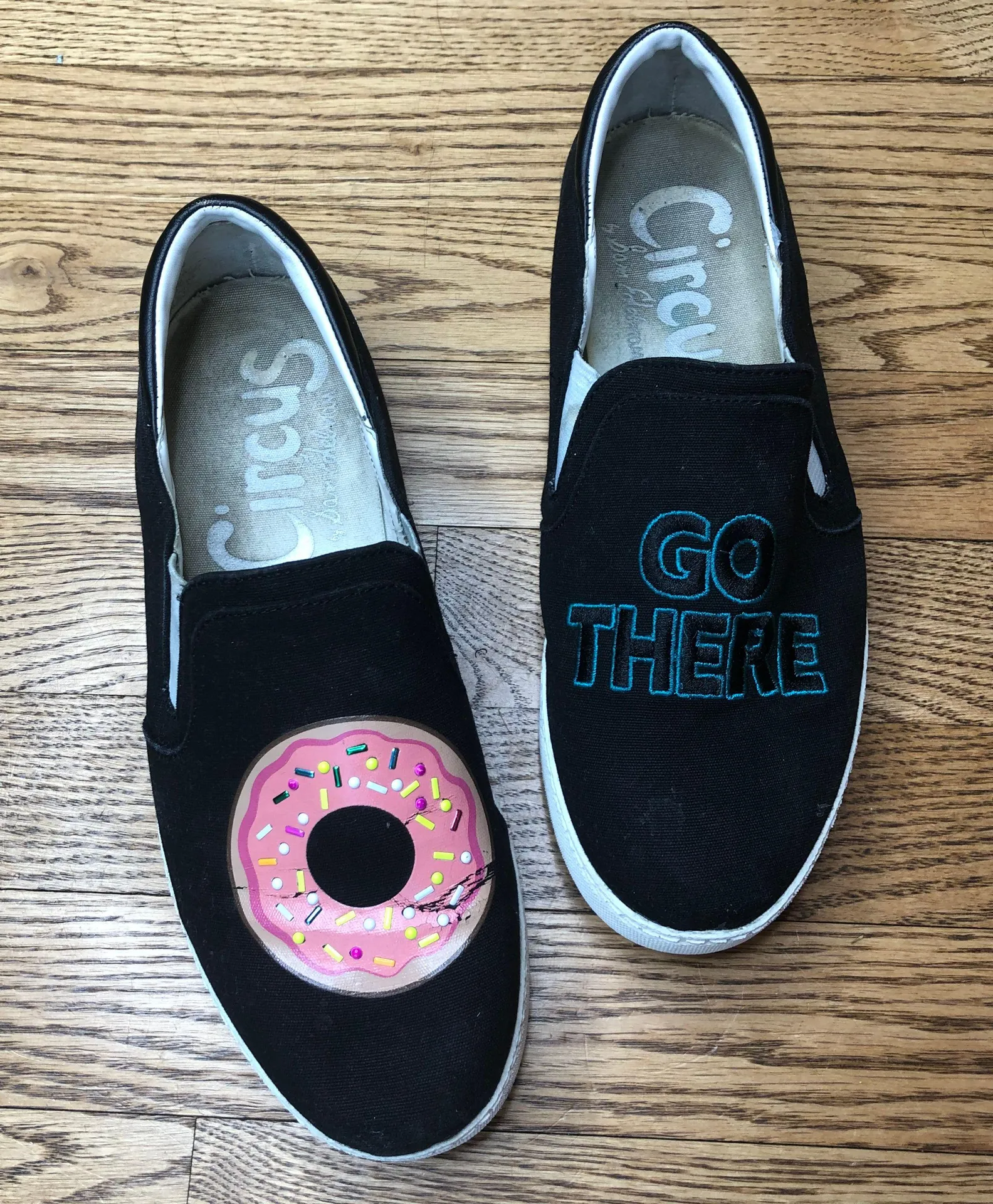 Sam Edelman Circus By  Charlie 22 Donut Slip Ons - Image 2