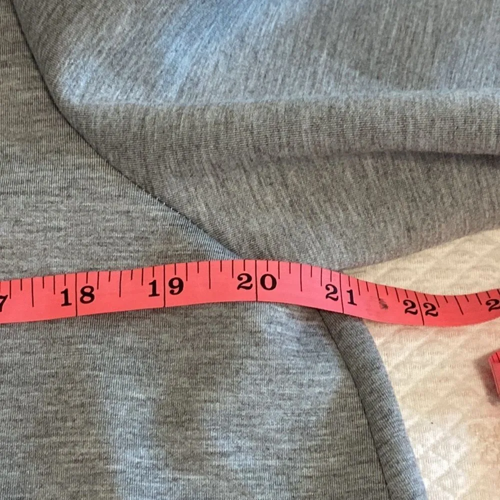 Halogen Mixed Media Bell Sleeve Sweatshirt Light gray size Medium - Image 7