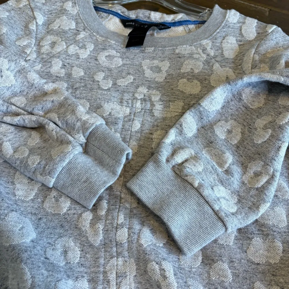 Marc by Marc Jacobs Leona Terry Leopard Print Mini Sweater Dress Light Grey - Image 10