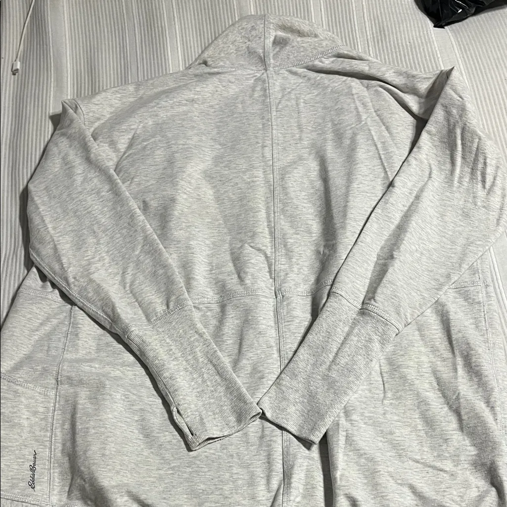 Eddie Bauer Light Gray Knit Cardigan - Image 4