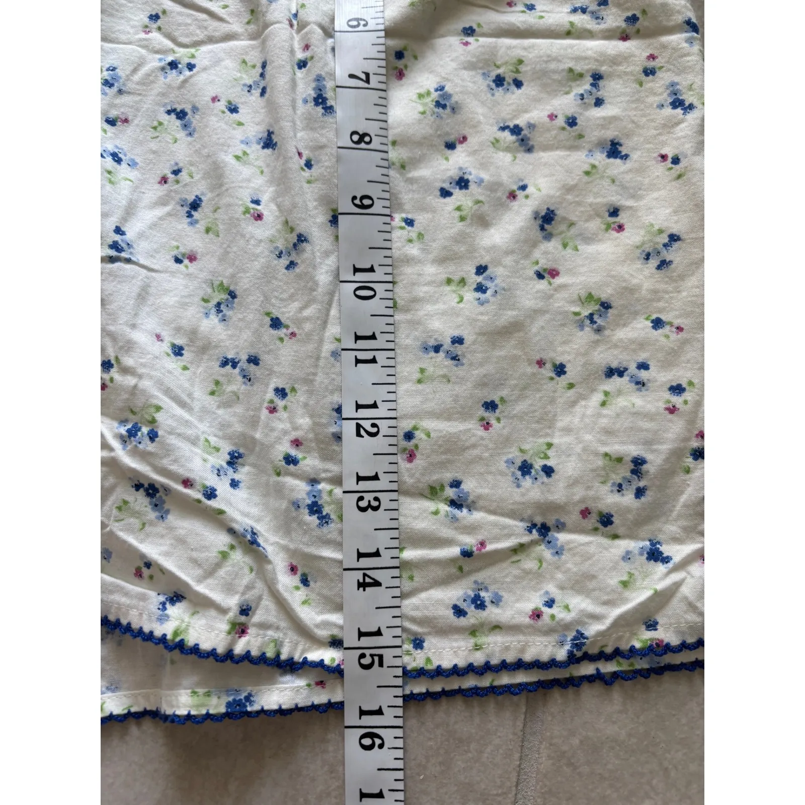 Ditzy Floral Shorts Womens Large Cream Cotton Cottagecore‎ Prairie Lounge Blue - Image 5