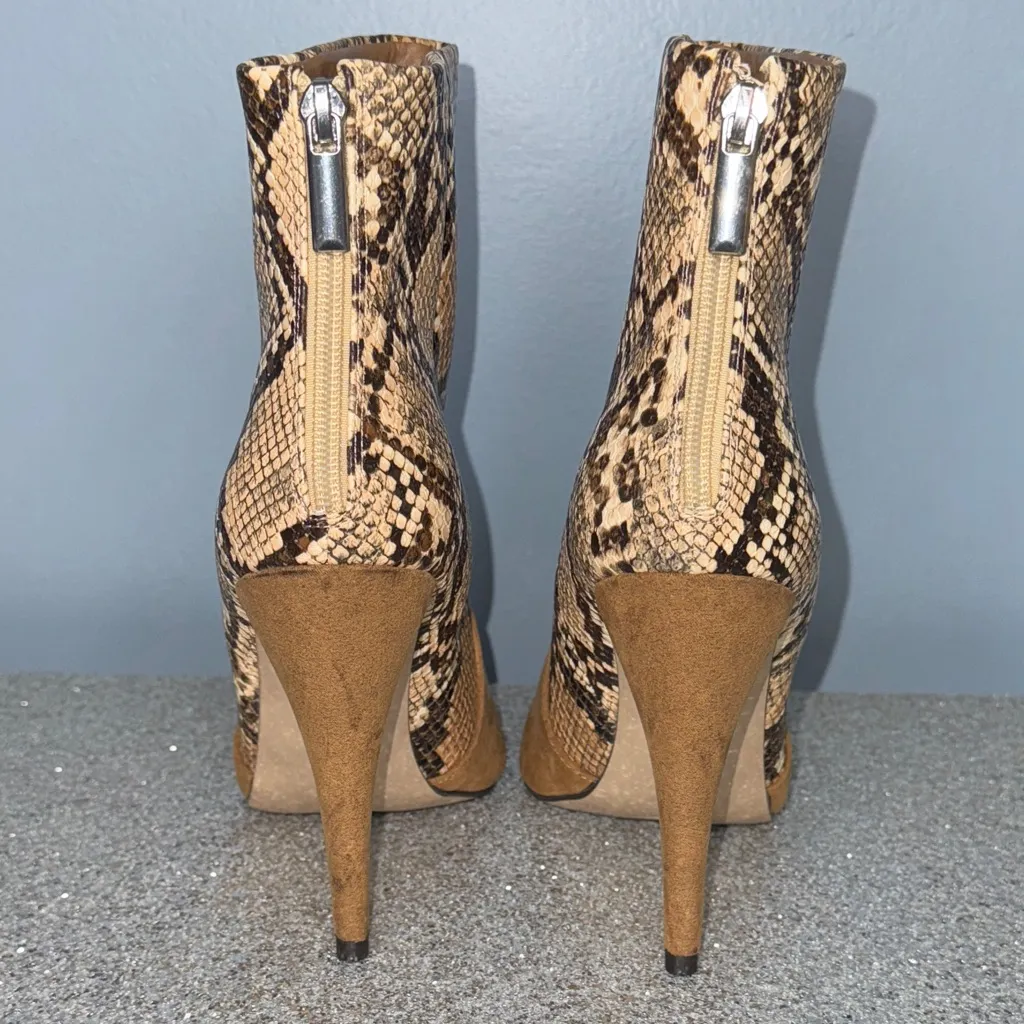Shoe Dazzle LizBeth Tan and Snake Print Heeled Boots Size 8.5M Brown - Image 9