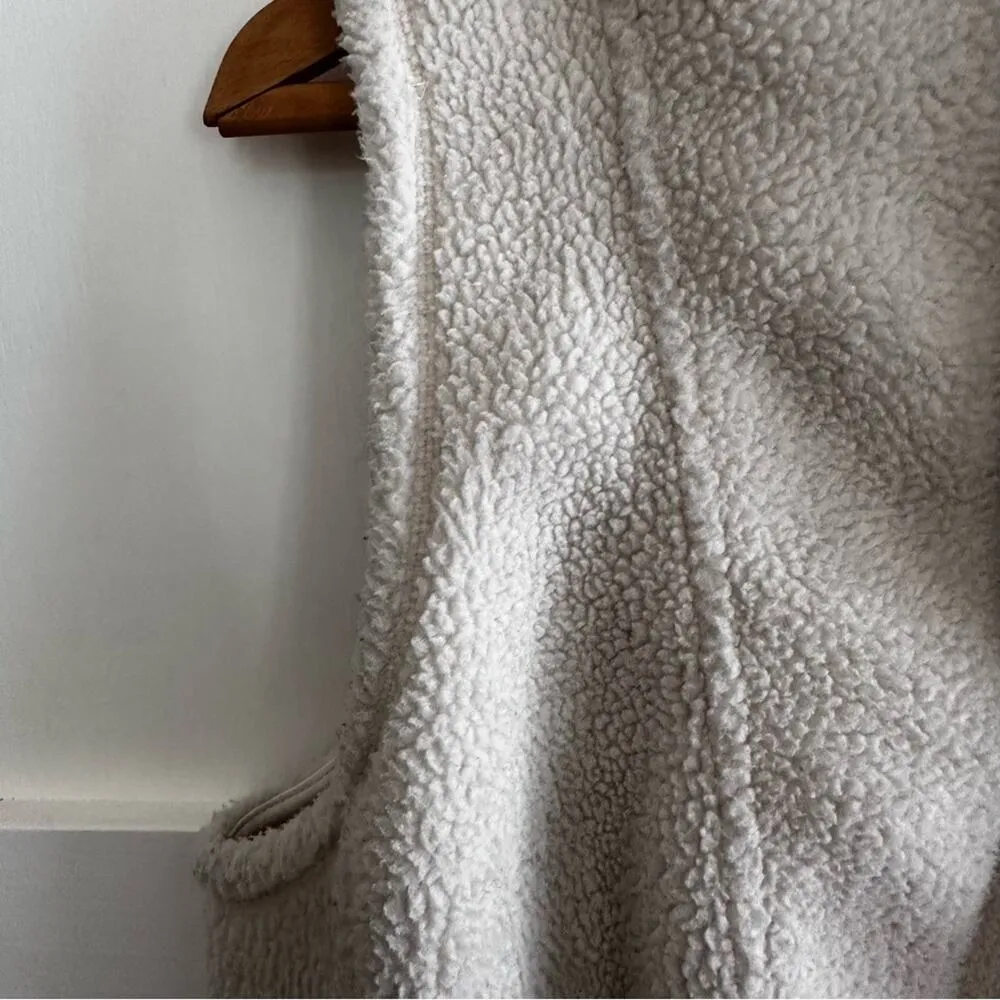 Vineyard Vines Ivory Open Front Ling Fleece Vest Medium - Image 5