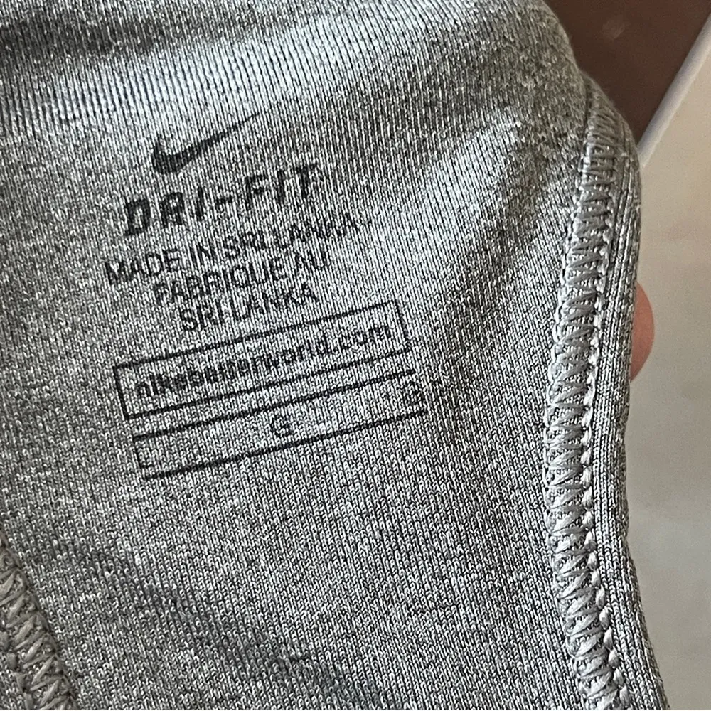 NIKE | Gray Racerback Sports Bra Sz L - Image 5