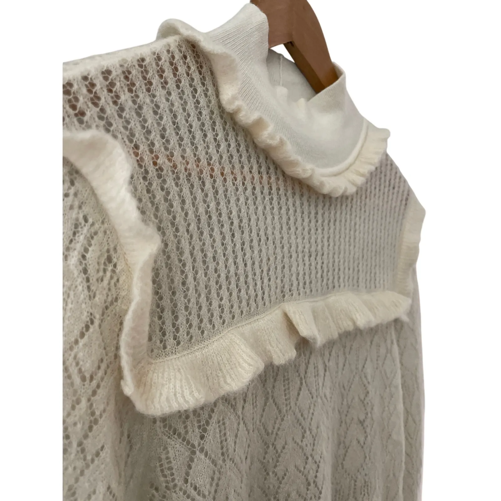 Intermix Cottage Alpaca Blend‎ Delicate Ruffled Sweater in Cream Size Large - Image 6