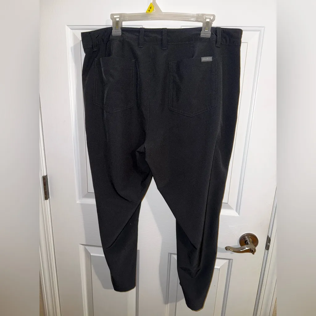 Eddie Bauer Plus Capri Pants Drawstring Hem Cargo Pocket Black Size 16 - Image 5