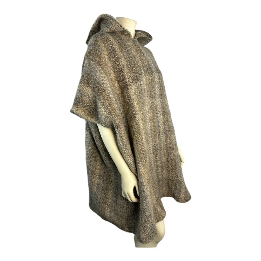 American Vintage Handwoven Poncho Ruana hooded with silver clasp at neck size M - Image 7