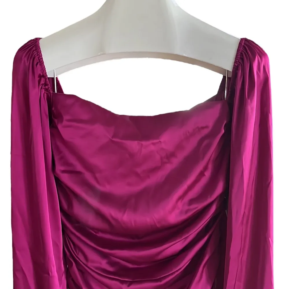 Glam  off shoulder ruched dress - Image 7