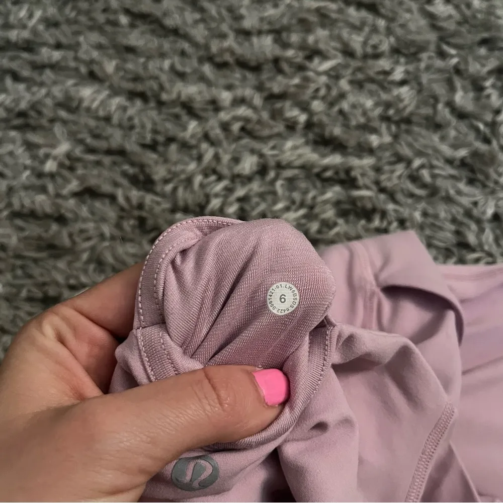 Lululemon Align with pockets 23” leggings pink peony size 6 - Image 4