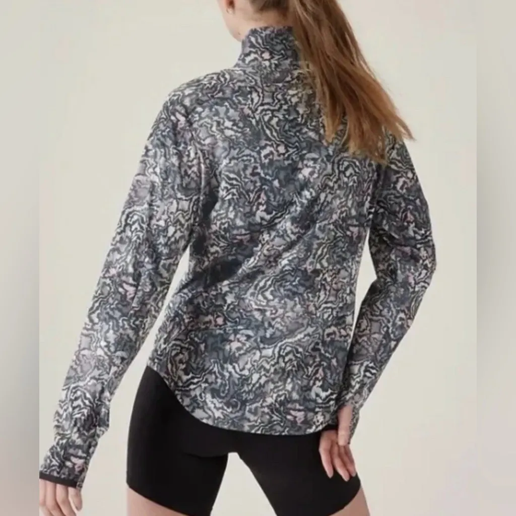 Athleta Run with It Jacket in Kinetic Abstract Multi- Size Small - Image 2