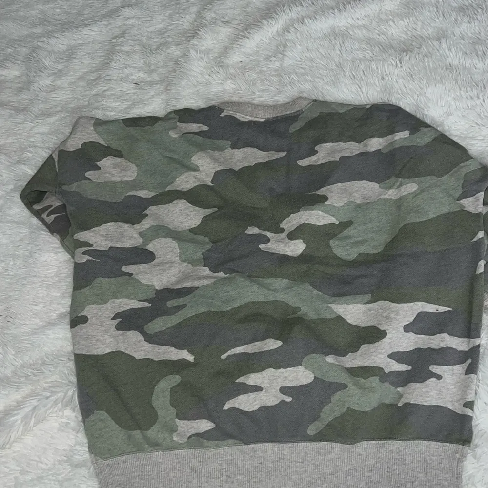 Aerie Camouflage Crewneck Sweatshirt size XS (fits oversized) - Image 4