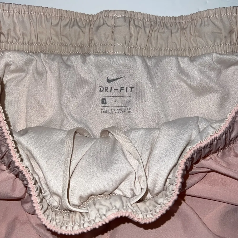 Nike Shorts Womens Small Light Pink Tempo Running Lined Athletic Activewear - Image 4