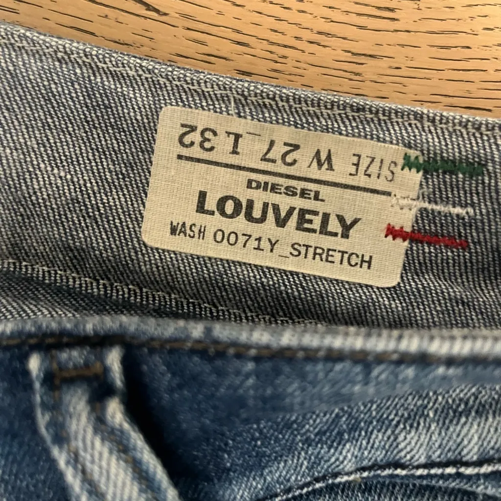 Woman’s size 27 Boot Cut Diesel Jean Pants - Image 8