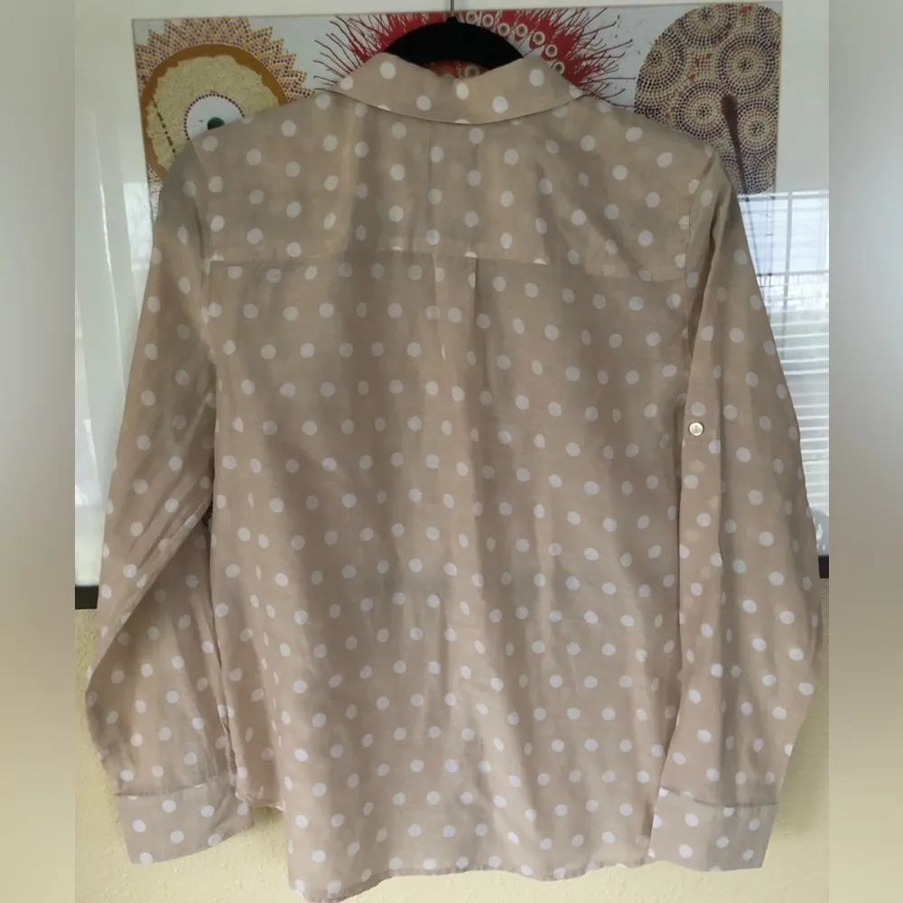 Ann Taylor Cotton/Silk Beige Polka Dot Long Sleeve Blouse S - Image 9