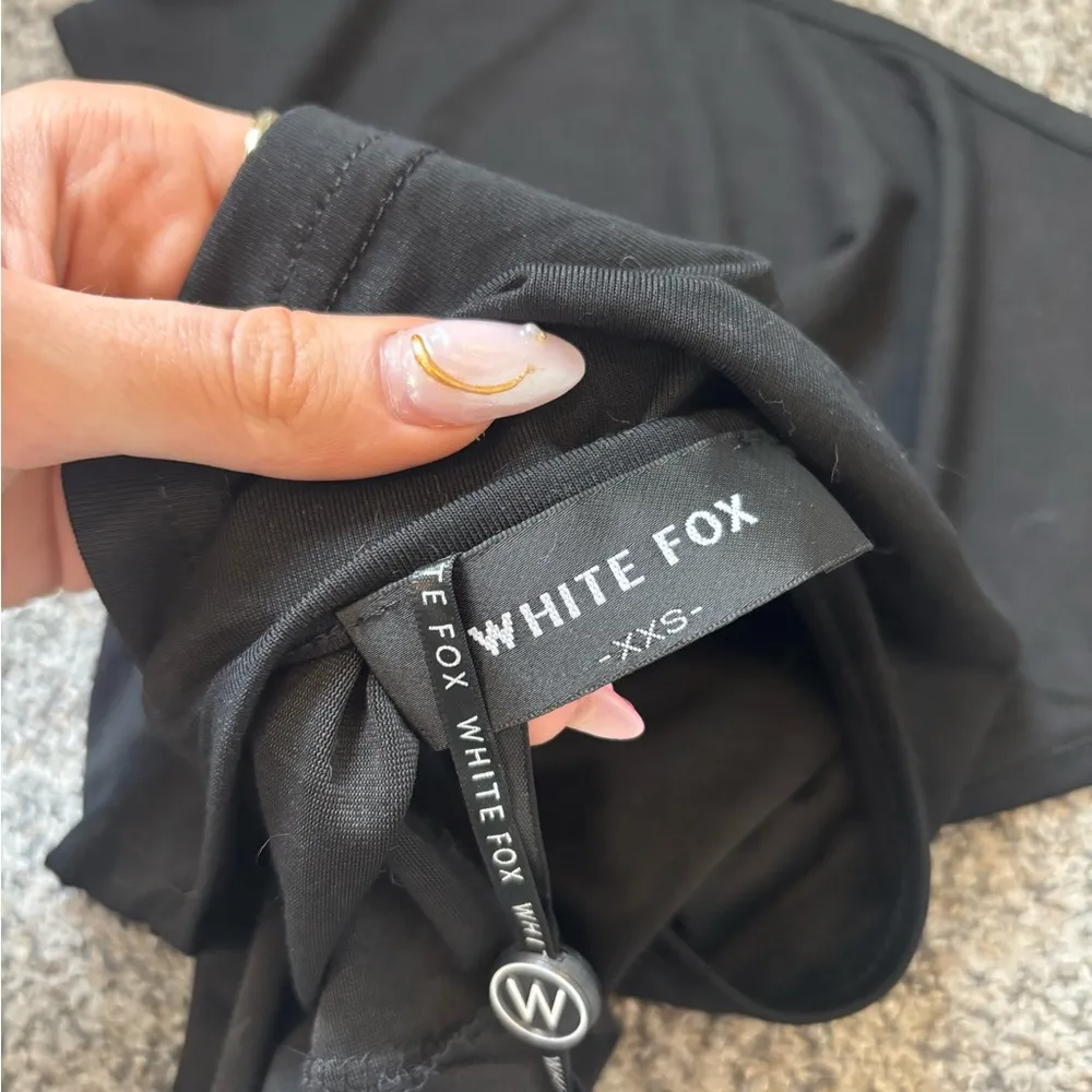 White Fox Boutique  Backless Tee - Image 3