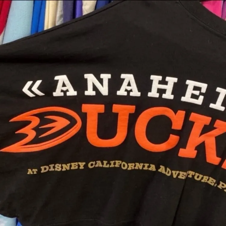 Disney parks Anaheim ducks day mighty ducks spirit jersey S NWT - Image 5