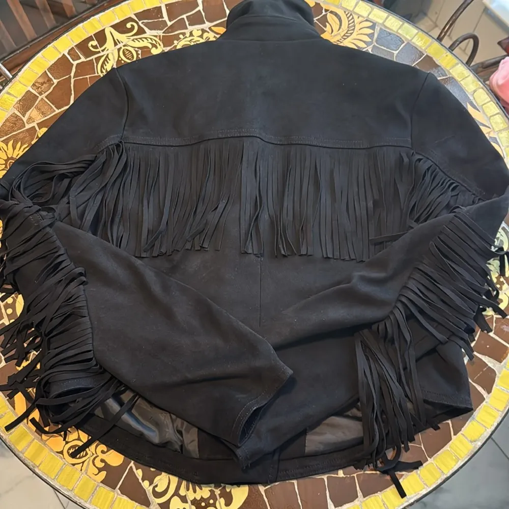 TORRID FAUX SUEDE FRINGE MOTO JACKET SZ: 10 - Image 9