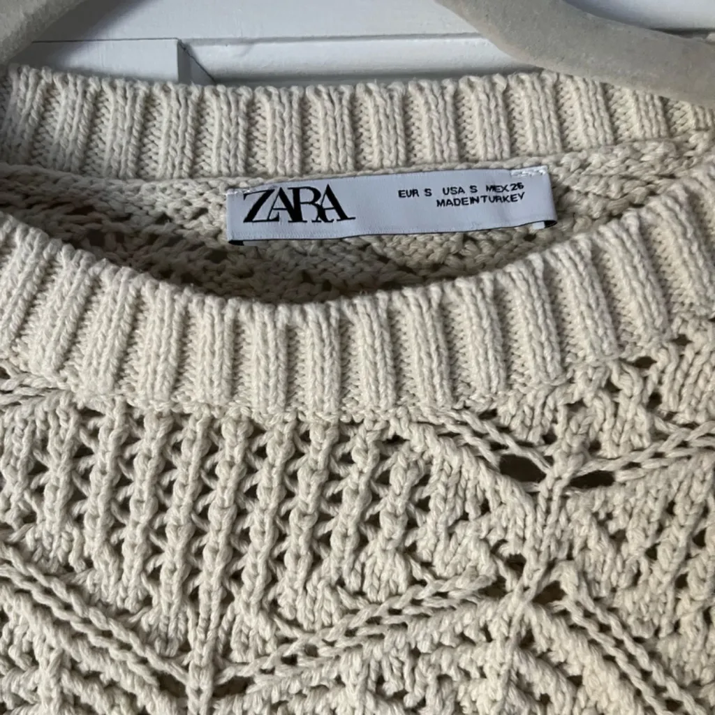 Zara Women's Sweater - Image 2