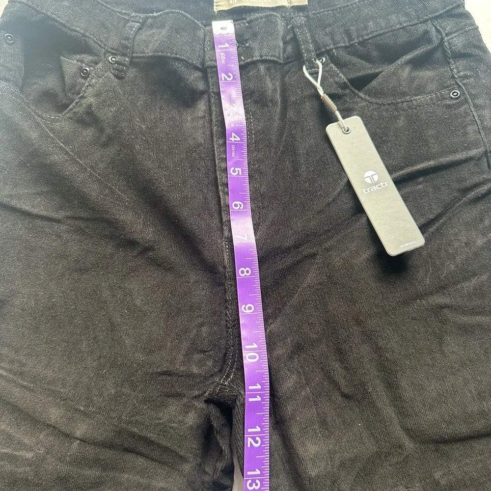 Tractr Women’s High Rise Flare Slim Fit Jeans Black Velvet Size 8 NWT - Image 11