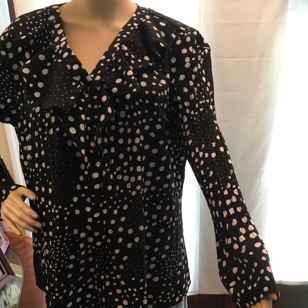 Black/White circle Blouse - Image 10