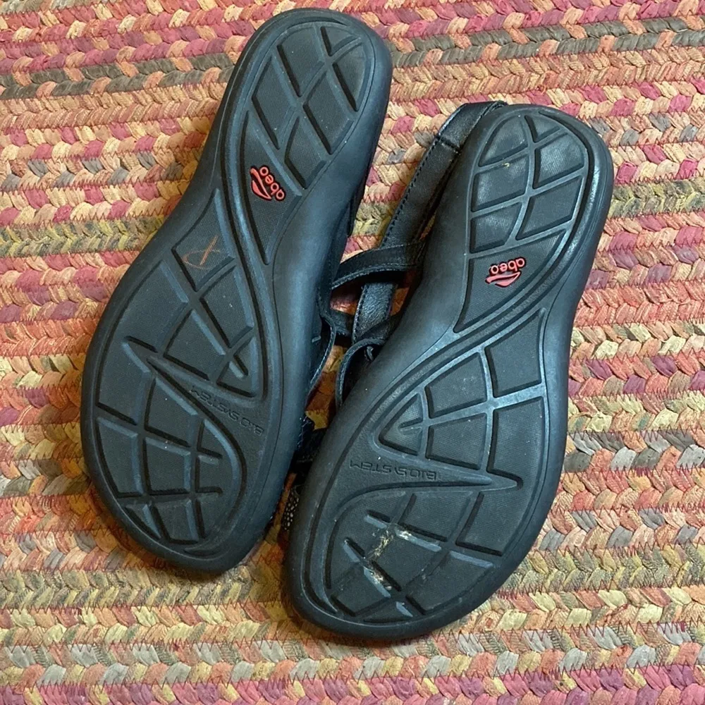 ABEO BIO SYSTEM BLACK STRAPPY SANDALS Size 8.5 - Image 3