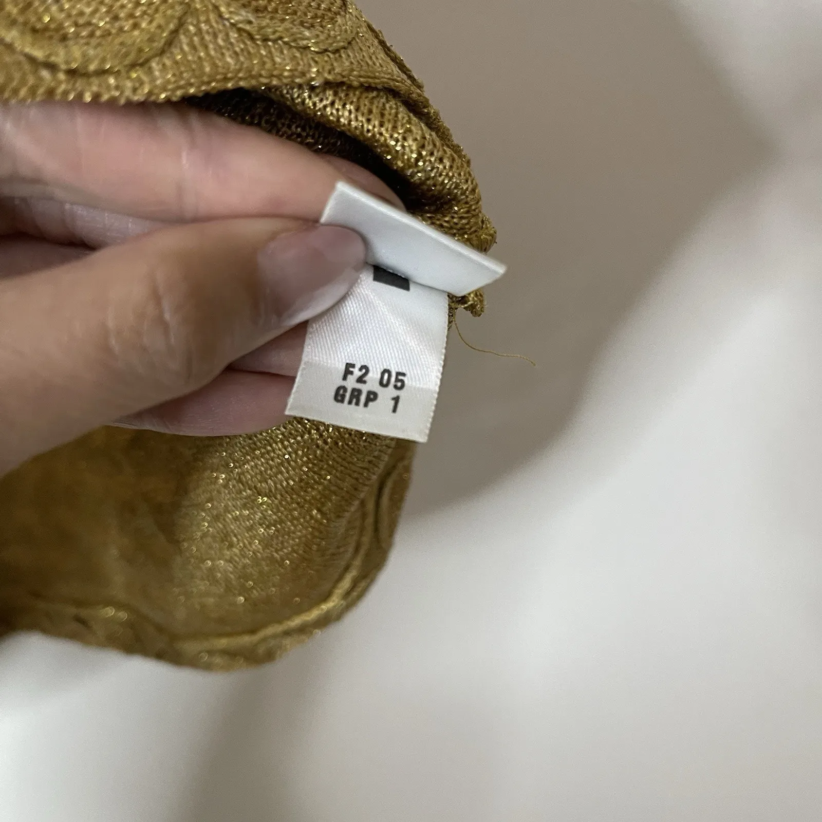 St. John Couture gold shimmer knit scales vintage camisole tank size medium - Image 6