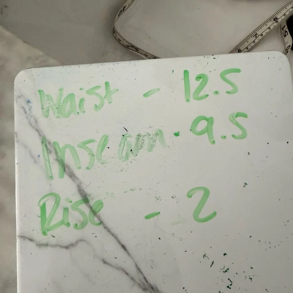 Colsie Women’s XS Pink White Fair Isle 2 Piece Pajama Set Crop Top Shorts - Image 8