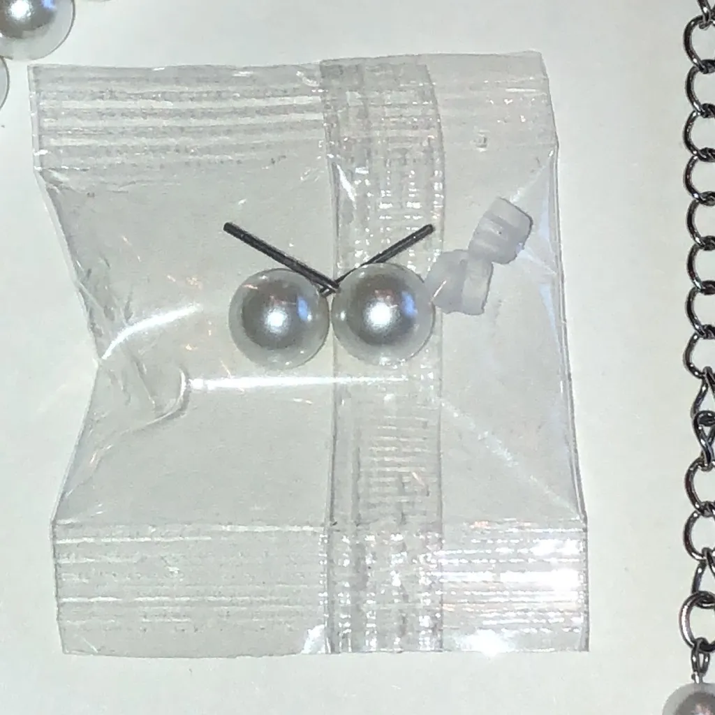 Elegant White Faux Pearl Necklace Blue CZ Rhinestone Crown Pendant - Image 5