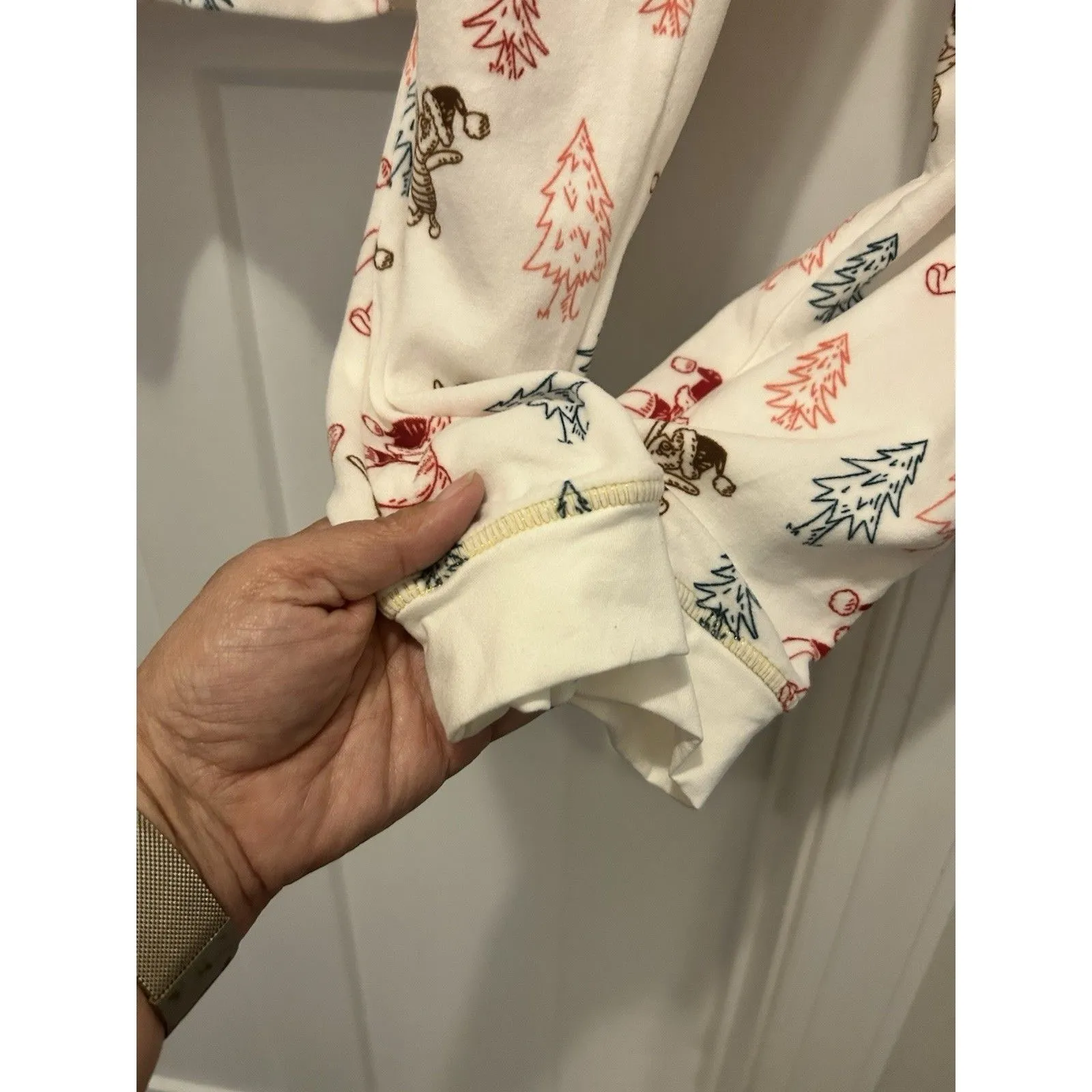 Disney Winnie The Pooh Holiday Christmas Pajama Set Top & Pants Medium Knit Cozy - Image 5