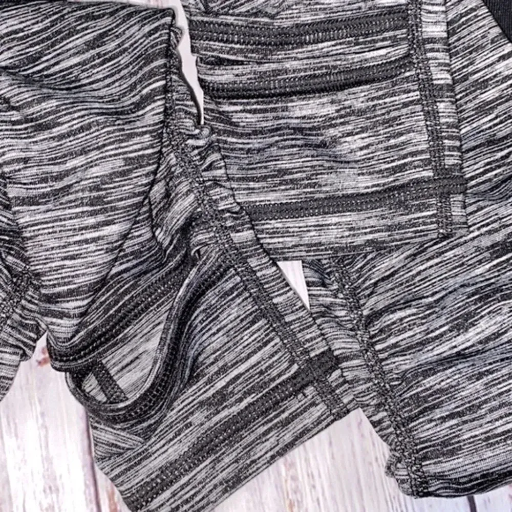 Vimmia black leggings new with tags size small - Image 7