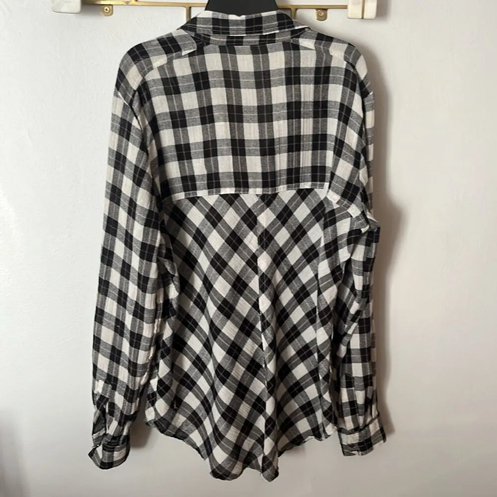 Free People Buffalo Plaid button down shirt. Size S - Image 6