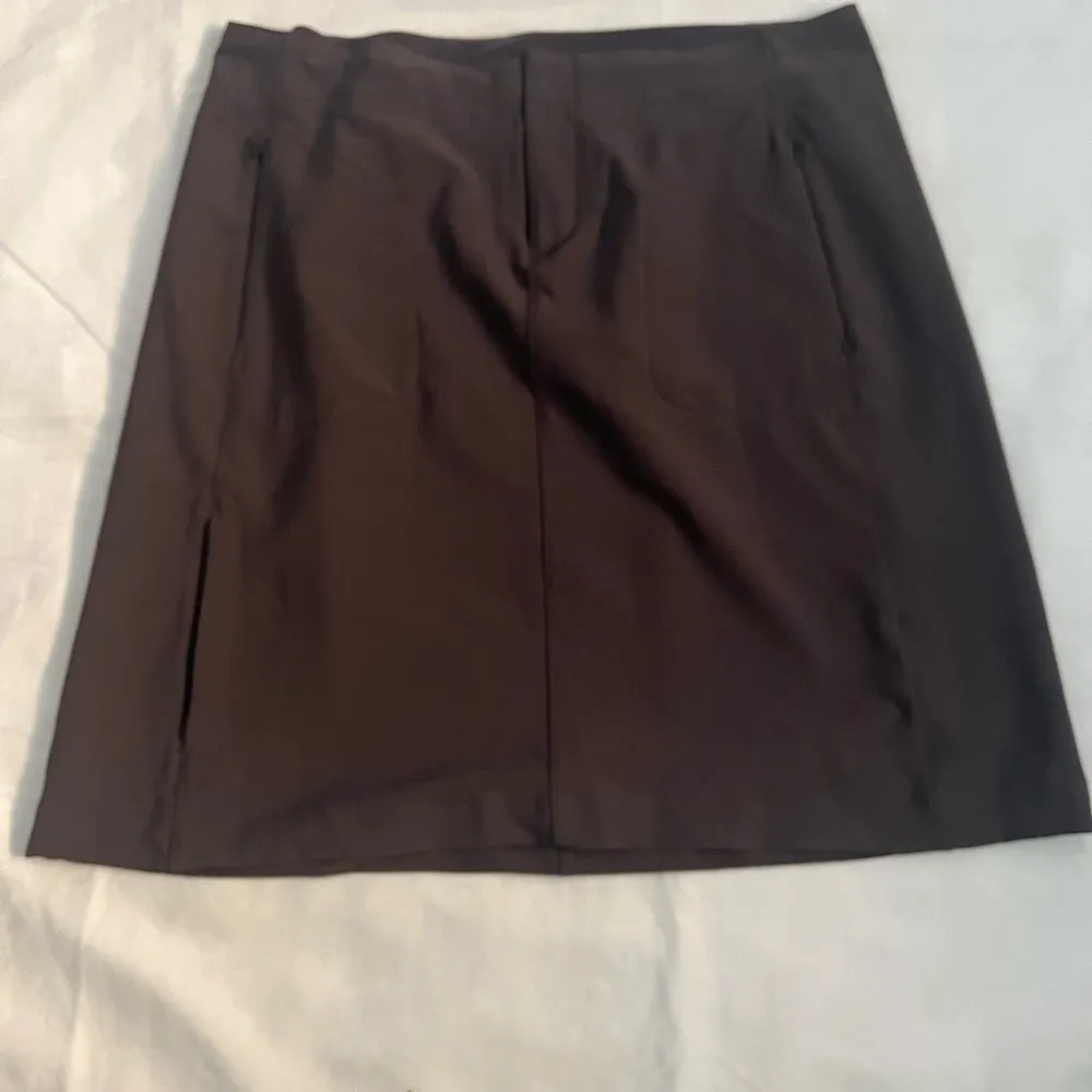 REI Brown A - Image 7