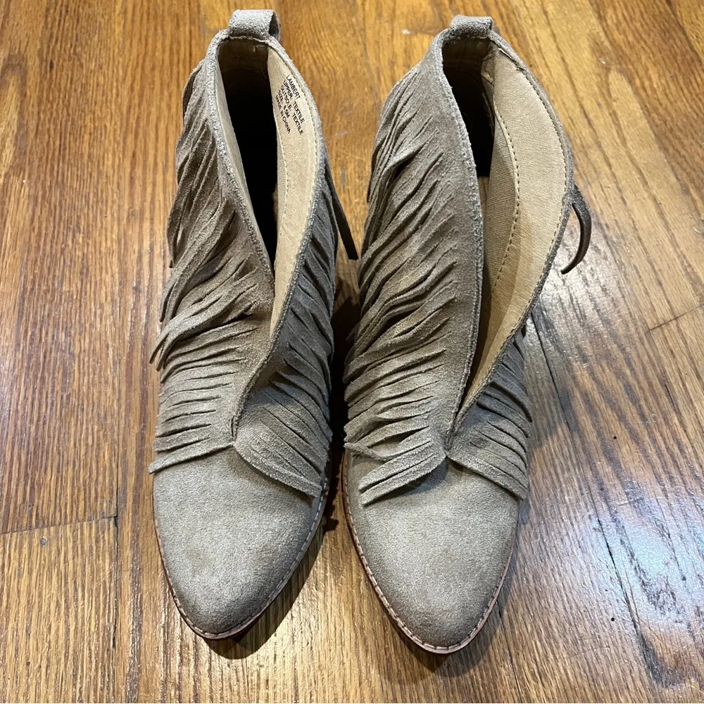 Coconuts by Matisse Women's Lambert Fringed Boot Taupe Size 6.5 - Image 4