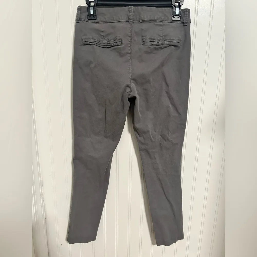 Old Navy Womens Gray Pixie Pants - Image 2