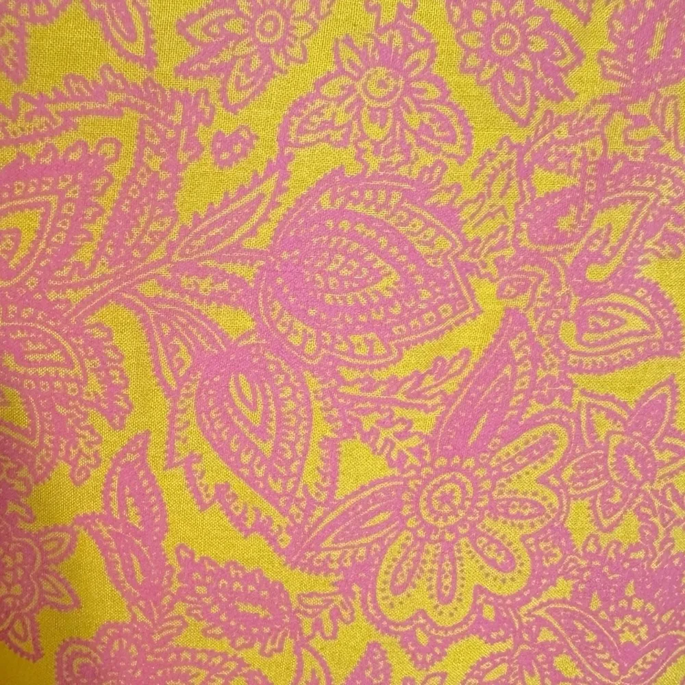 Anthropologie Lilka Bohemian Dainty Saffron Low
Back Print Romper Shorts Small - Image 7