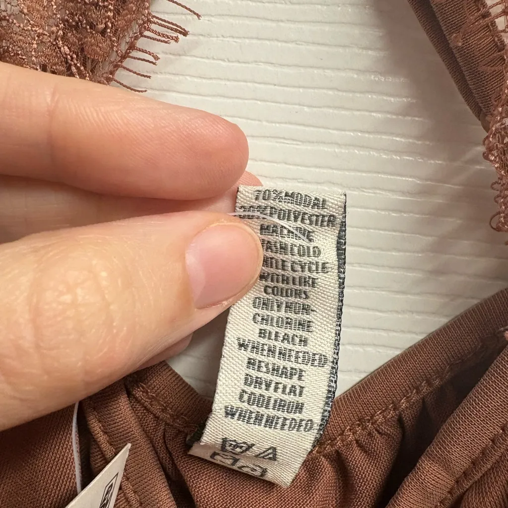 American Rag NWT  High Neck Strappy Long Beach Top Size Large - Image 4